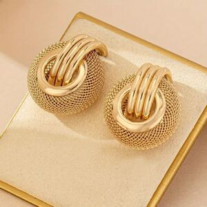 "Angelica" Chunky Round Mesh Stud Earring | Gold